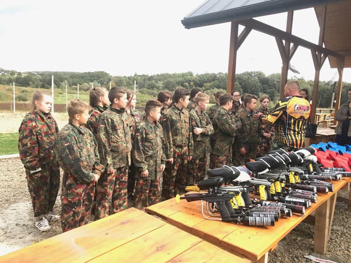 Paintball dla dzieci w Arenie Mocy - bezpieczna zabawa